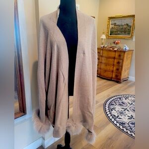 Stunning scarf! Never worn! Bought at Fairmont Hotel Lake Louise!